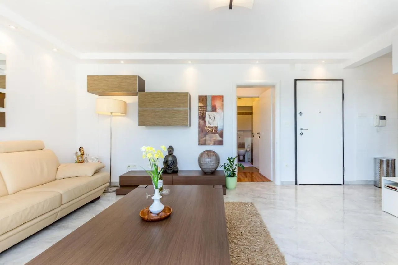 Apartment In Crikvenica 41514 Croatie